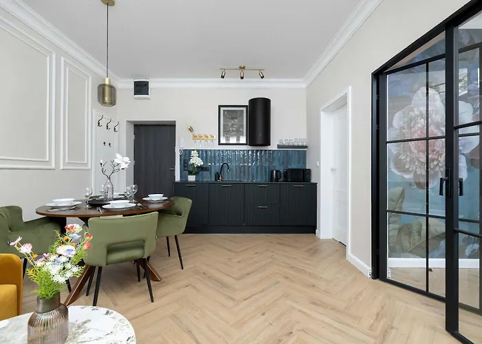 Apartament Elegant With A Work Space Close To The Center By Renters