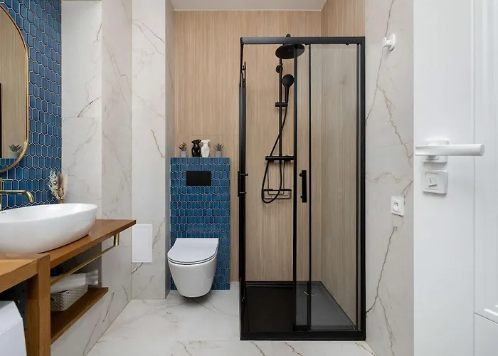 Elegant With A Work Space Close To The Center By Renters Apartament Katowice