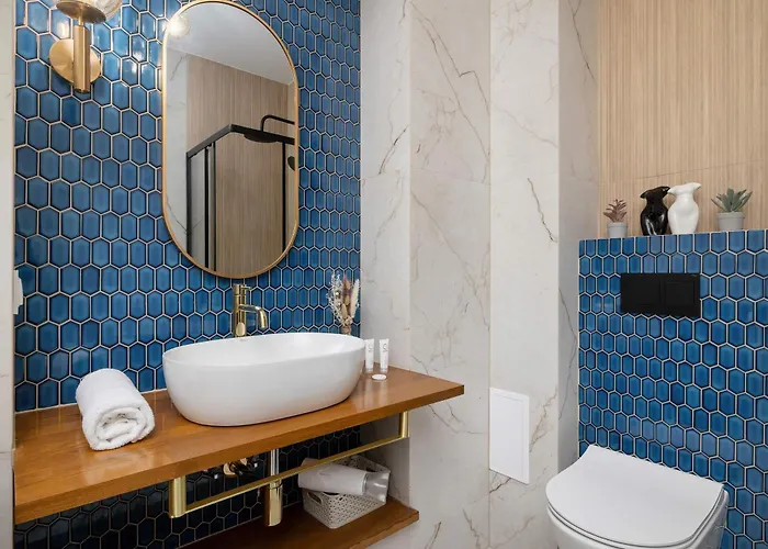 Apartament Elegant With A Work Space Close To The Center By Renters *